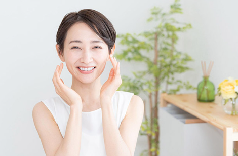 아름다운 피부를 가지고 있다.