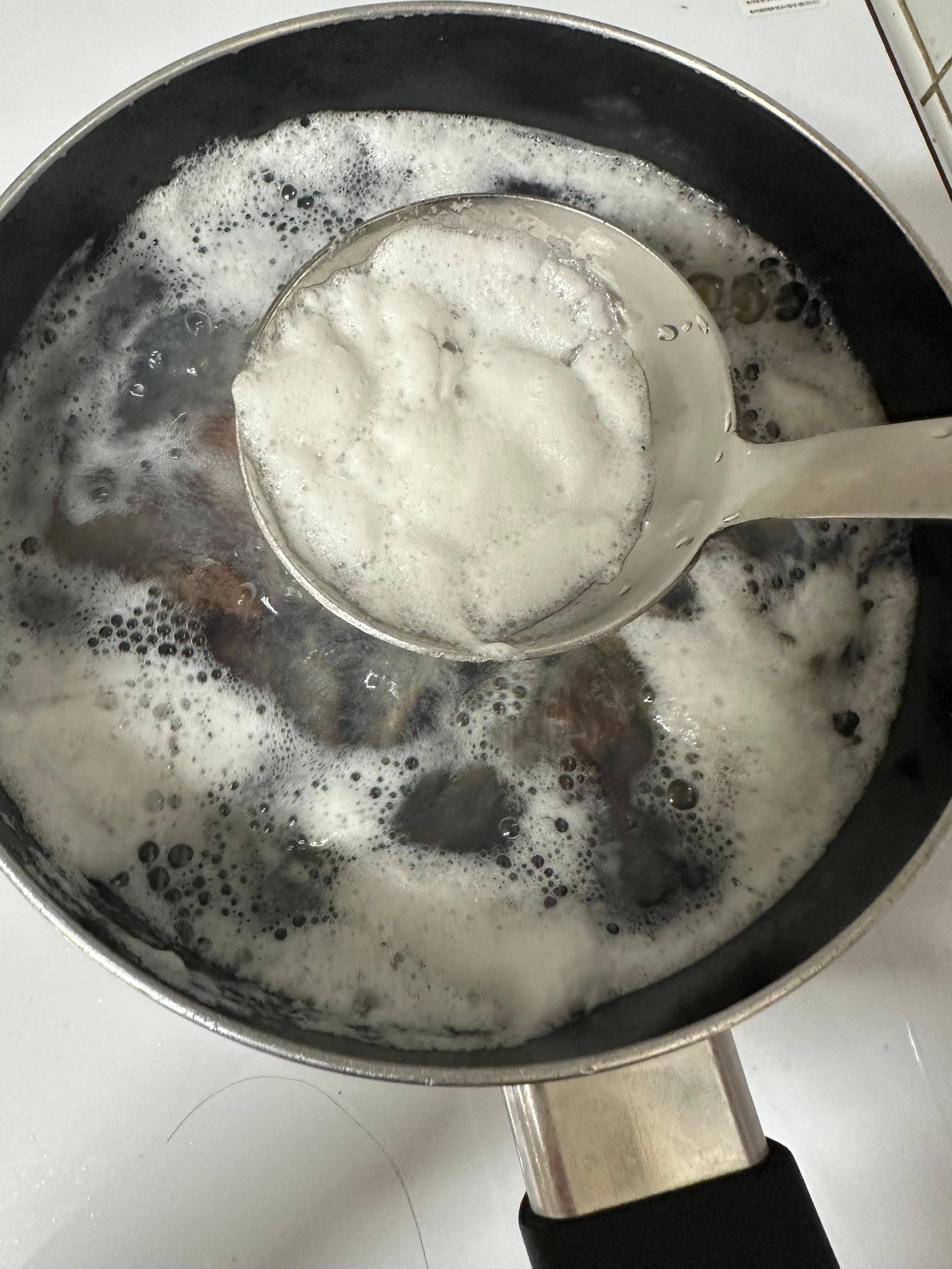 Super Simple Clam Soup Recipe(Healthy clam soup, fresh clams and horn snails, ultra-simple and light, full of rich ocean flavor, mudflat experience in Muchangpo, Boryeong, South Chungcheong, boiling horn snails and small clams, healthy homemade meal, easy soup recipe)