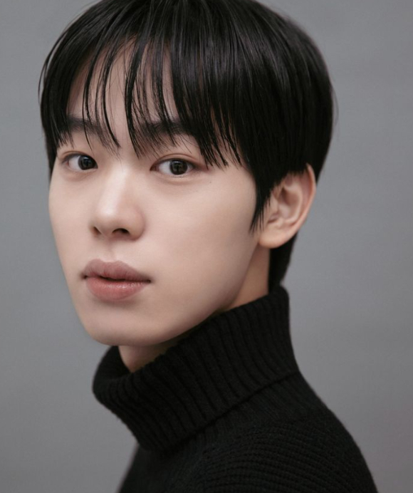 이서한 프로필. [사진=이서한 SNS]