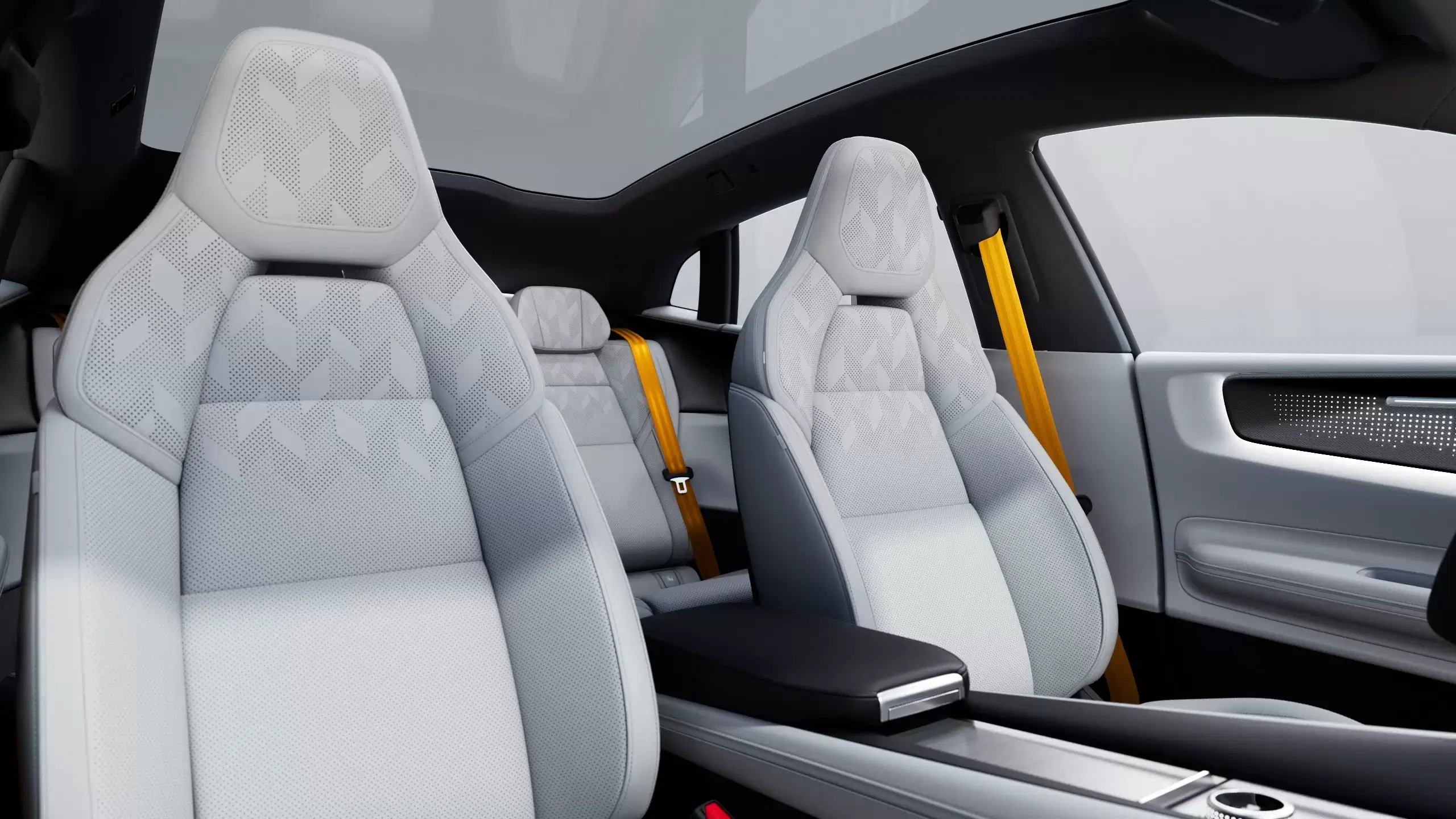 폴스타4 이미지 내부 시트
