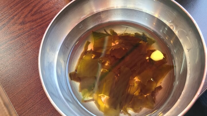 우성-기사식당-미역국