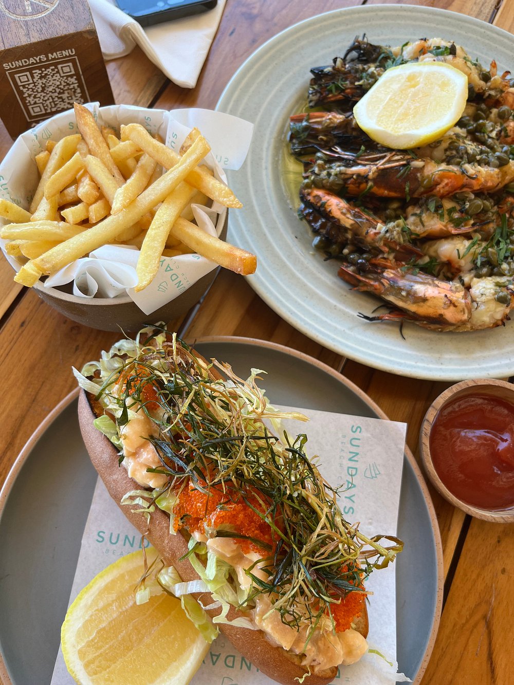 8월 여름 휴가지 추천 Sundays Beach