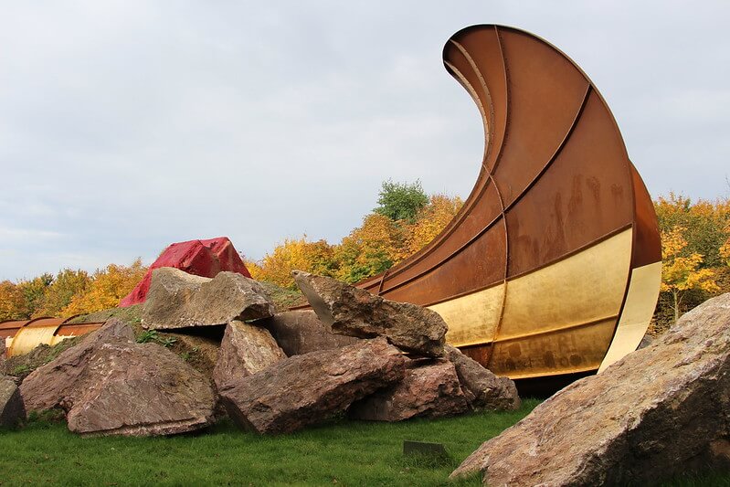 Anish Kapoor Versailles
Ch&acirc;teau de Versailles ❘ Place d'Armes