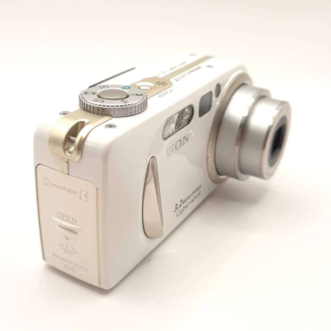 빈티지 디카 소니 사이버샷 DSC-P 시리즈 모델 사진