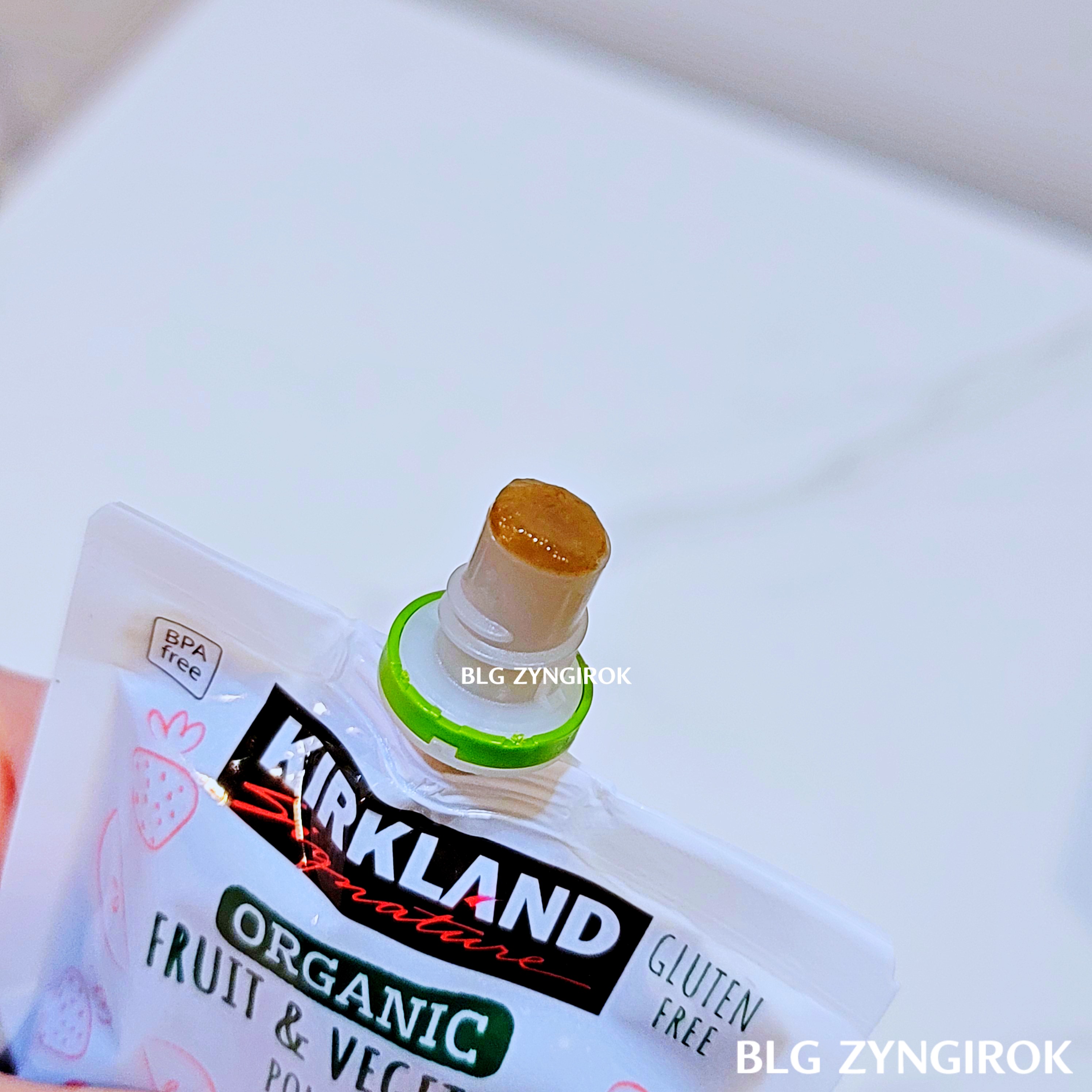 코스트코 커클랜드 후룻 베지 파우치 - 빨강맛 모습이다.