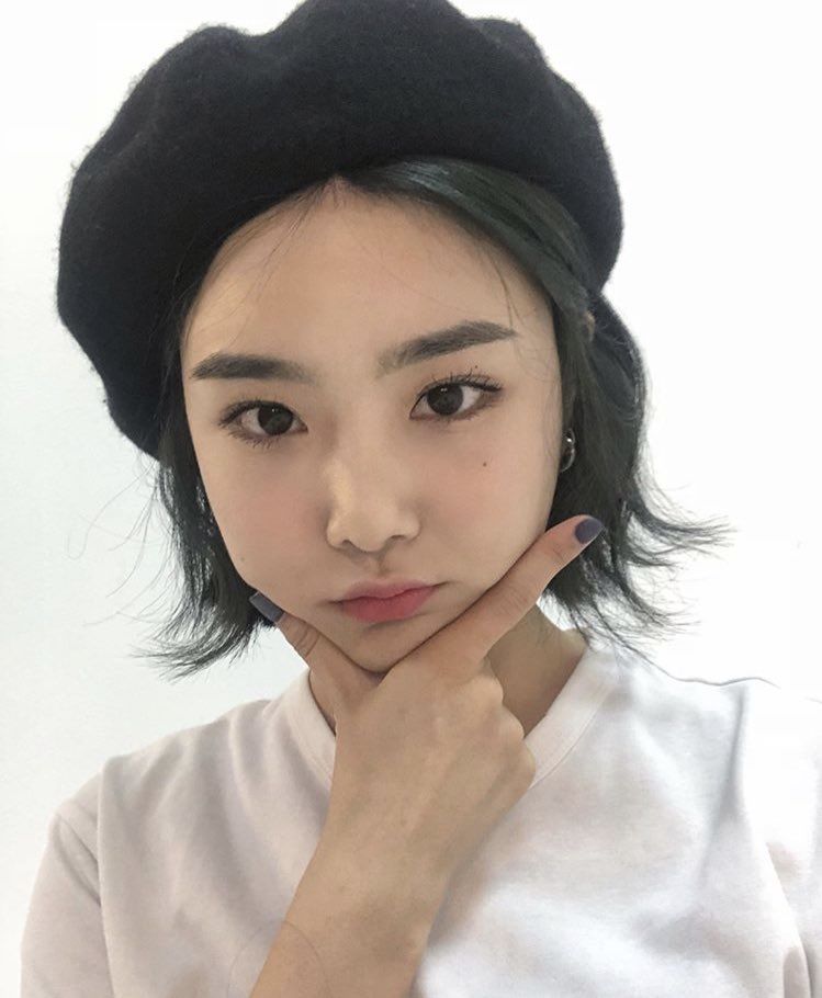 브레이브걸스 유나, 유니크한 보컬과 매력적인 개성