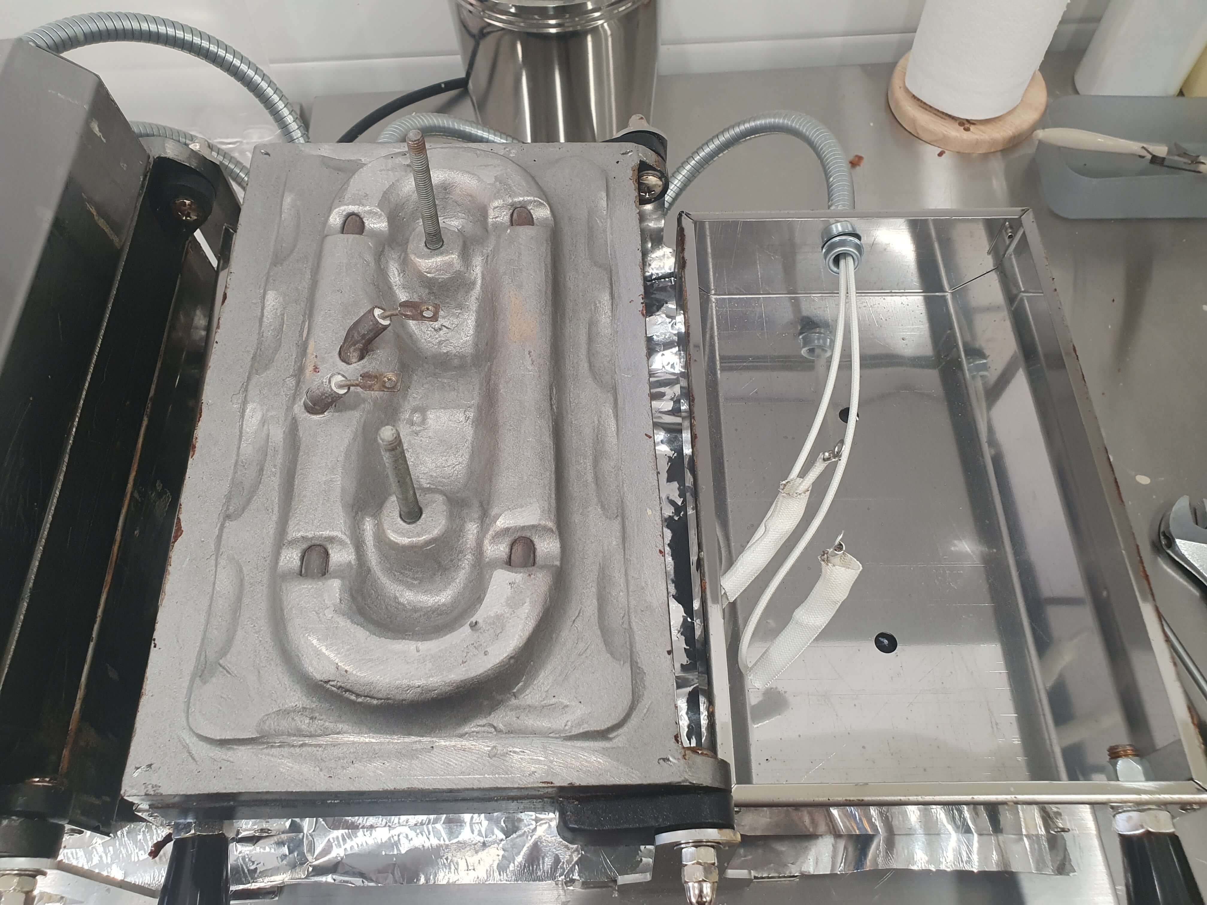 호두과자 기계 호두판 분리 모습