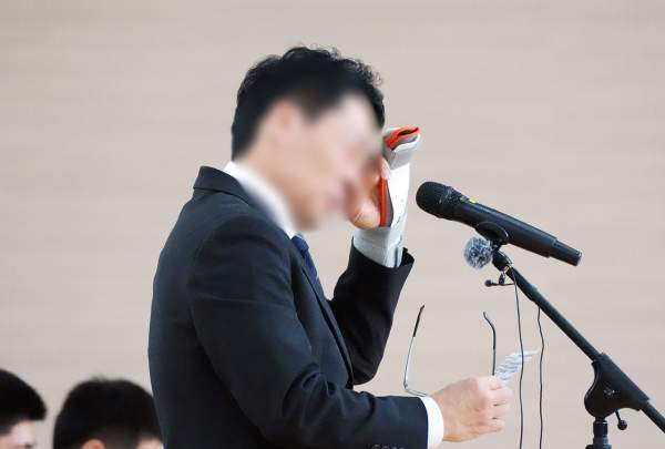 배재고 사과 방문: '지역 조롱 구호' 배재고 야구부, 광주일고 직접 찾아 진심 어린 공식 사과 및 국립 5&middot;18 민주묘지 참배 전말