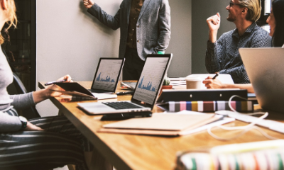 제품보다 경험이 중요한 시대 의 비전, UX/CX 경험 설계 전문가