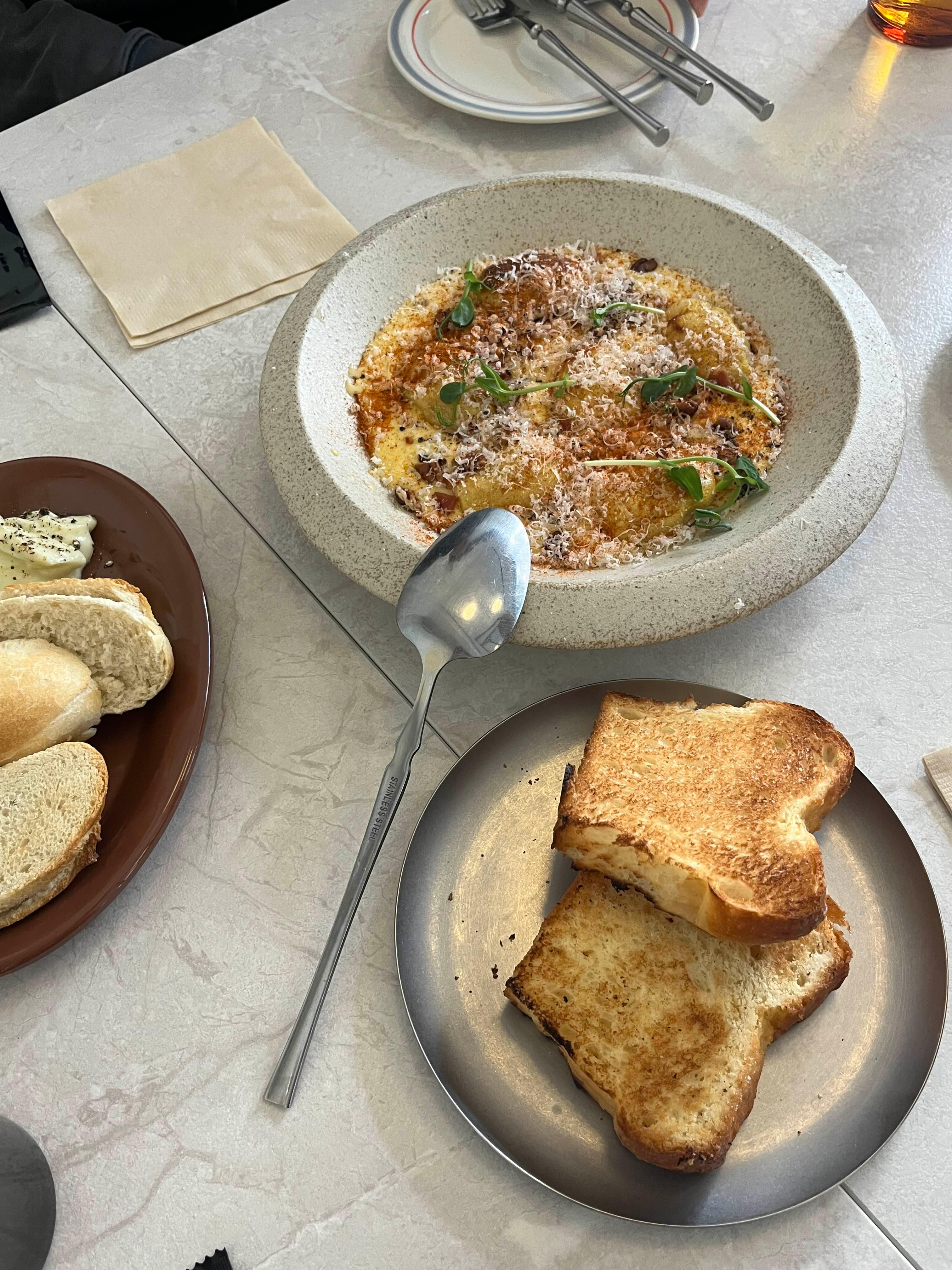 남영역 브런치카페 에그요크