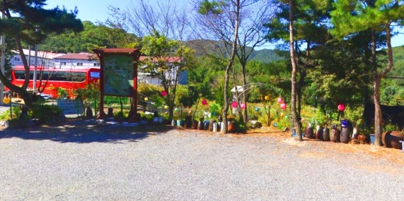 가평 성불사 : 기암괴석의 절경 속에서 피어난 고요한 마음의 연꽃