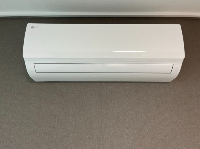 벽걸이 에어컨 관련 사진