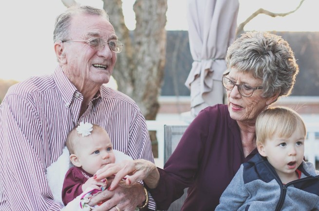 치매 초기 증상 8가지