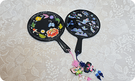서울빛초롱축제 꽃자수, 자개 손거울