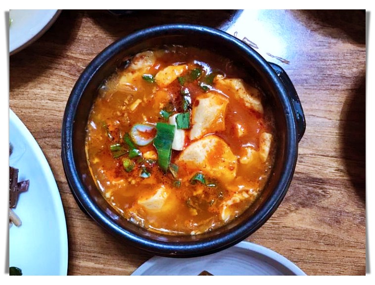 백반기행-수원-맛집-순두부찌개