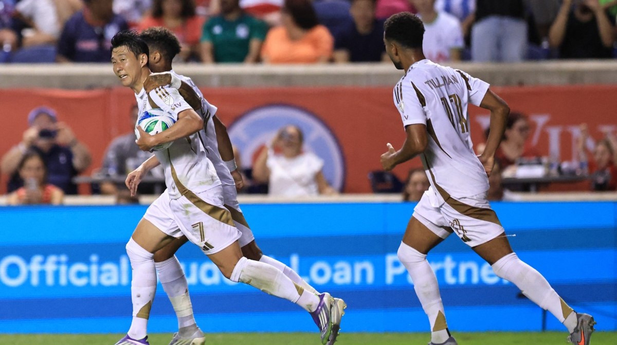 손흥민 데뷔전 경기 일정