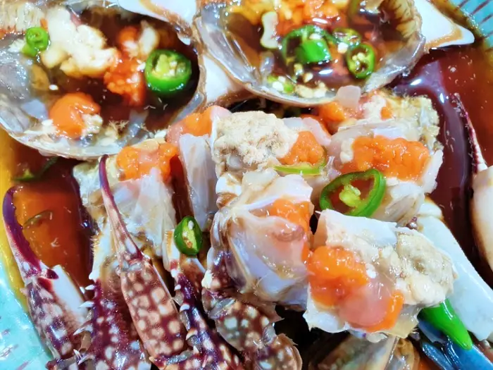 소문의맛집 양념게장 간장게장과 새우장에 크게 밥 한 술 시원한 게국지 한 입 태안 안면도 맛집 추천