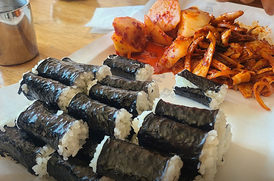 뚱보할매김밥집