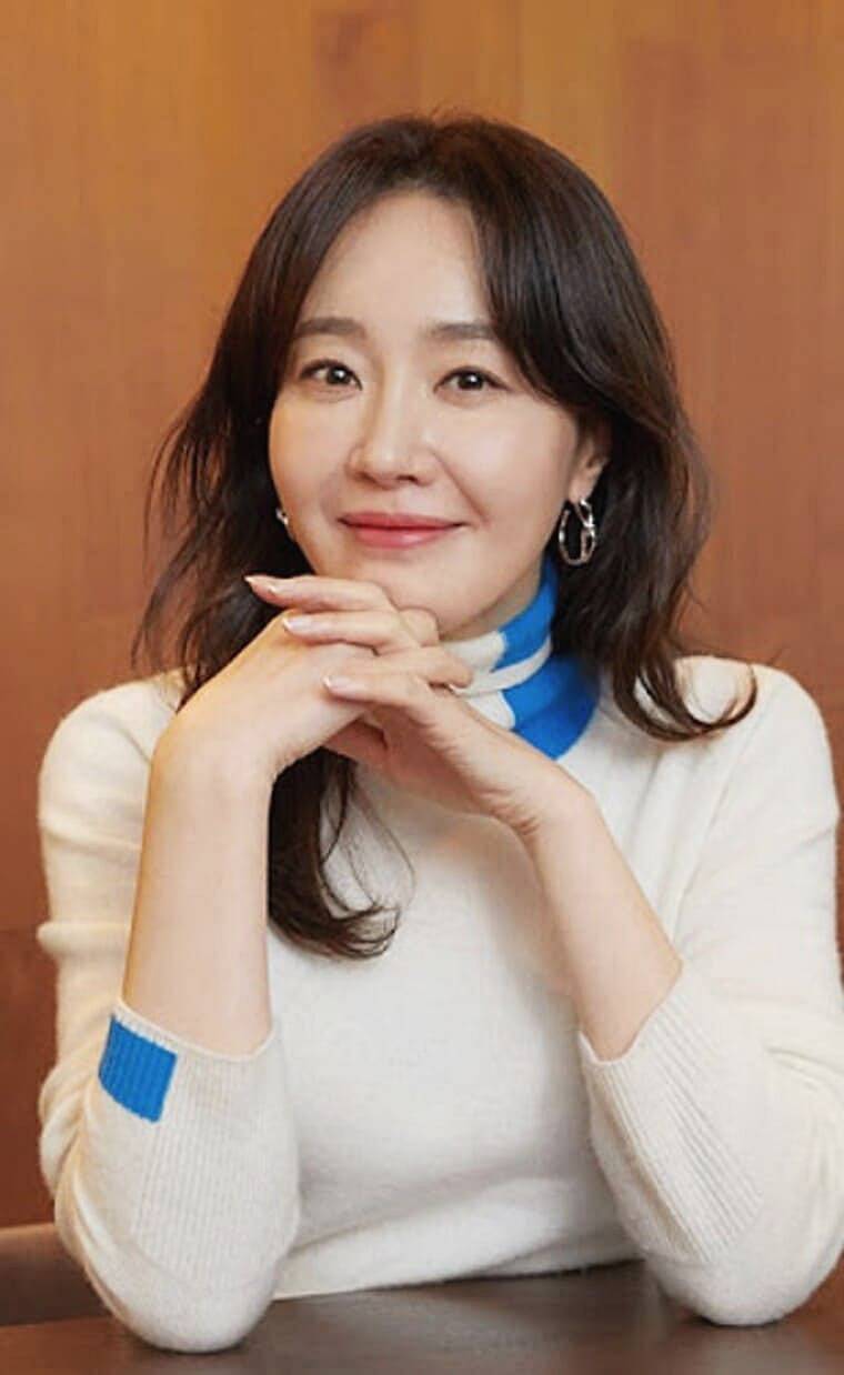 배우-엄지원
