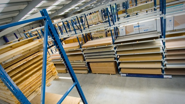 ​2) 물자를 비축하자.