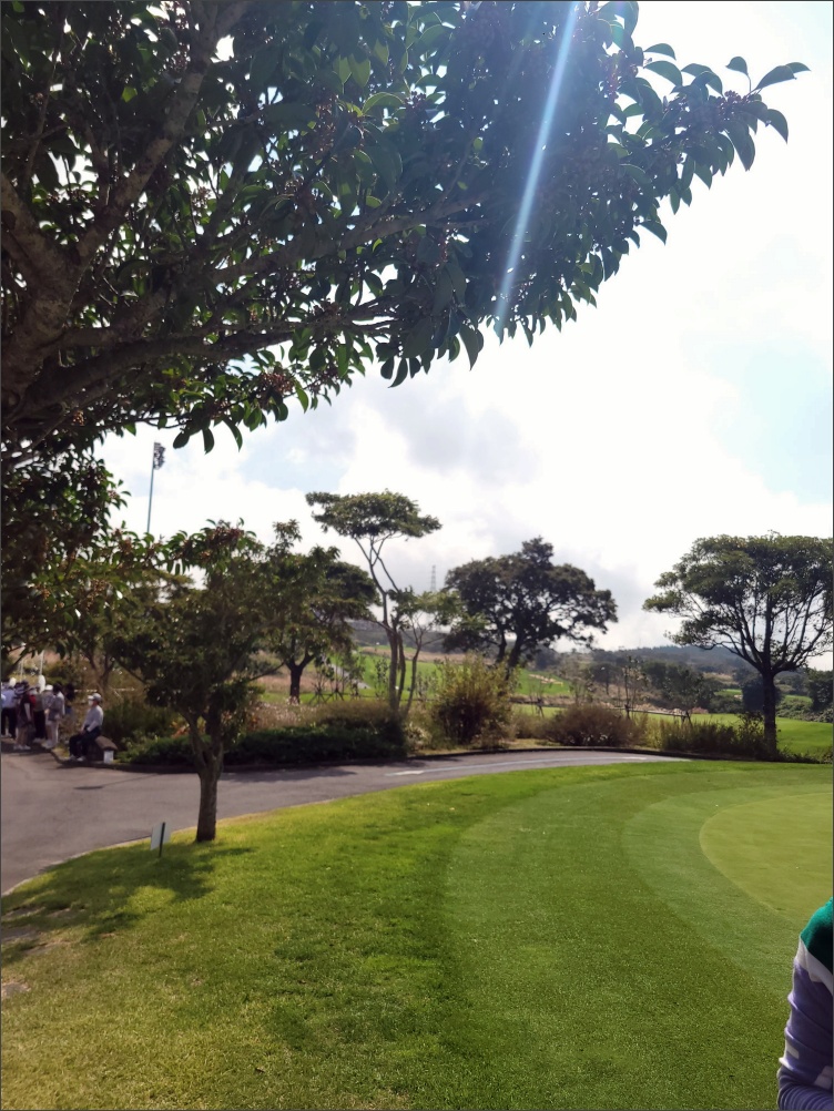 제주아덴힐CC-1번홀가는길