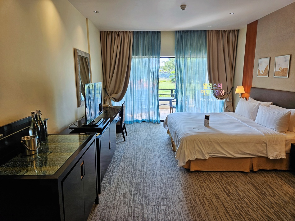 호텔 샹그릴라 탄중아루 코타키나발루 탄중 윙 씨 뷰 룸 (킹베드) 솔직 후기