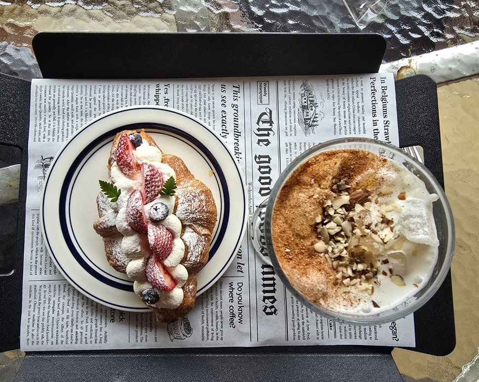 크로아상(딸기/ 체리), 로얄엘리자베스(밀크티)