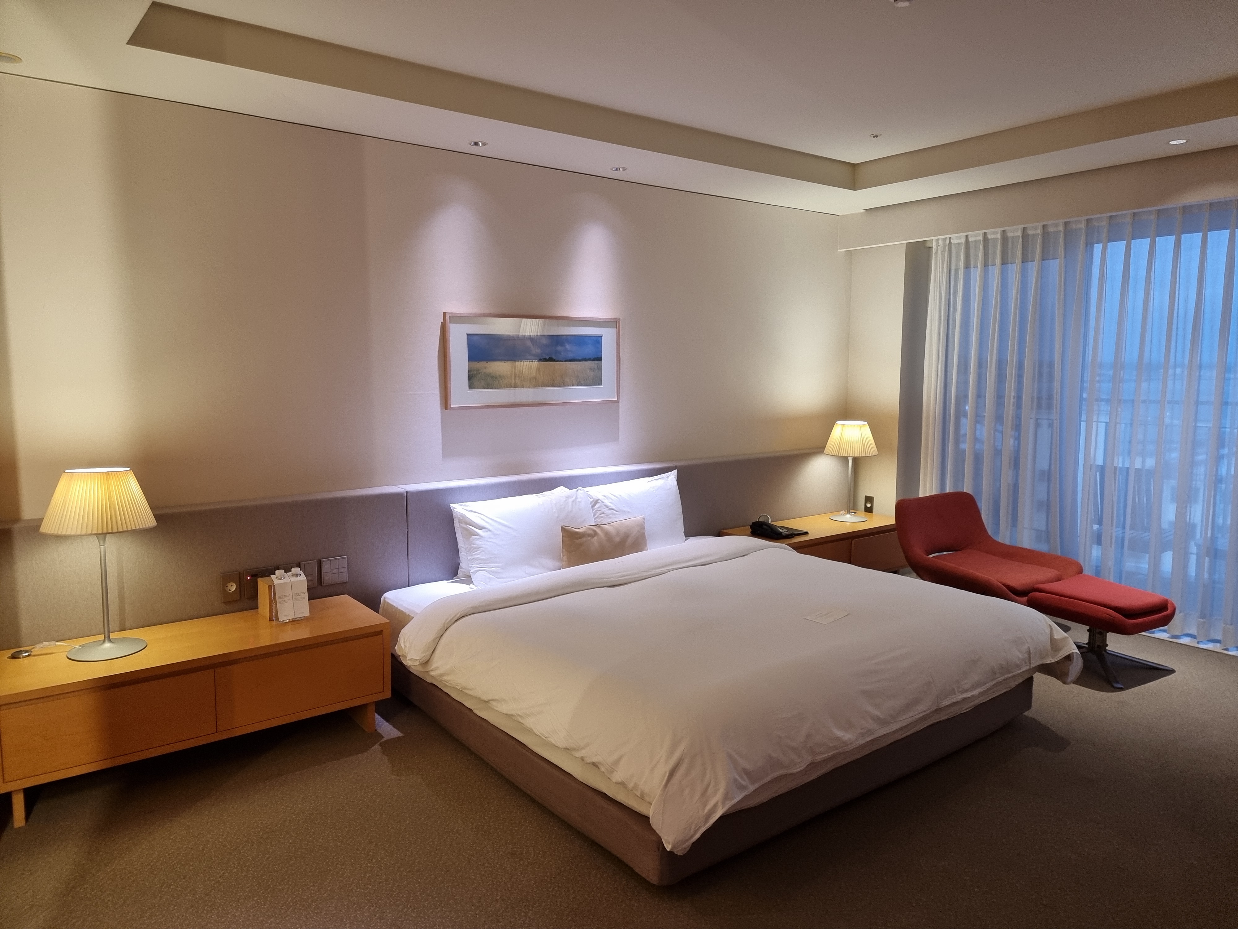 제주 해비치호텔 디럭스 객실 침대