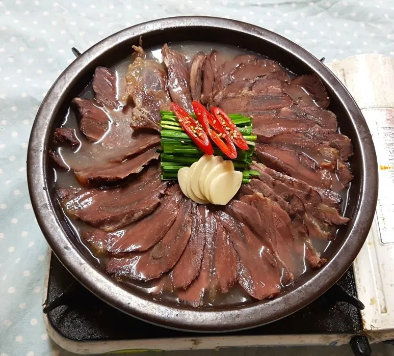 아롱사태 수육 전골 소스 맛있는 소고기 아롱사태 수육 삶는법 완벽 레시피_1