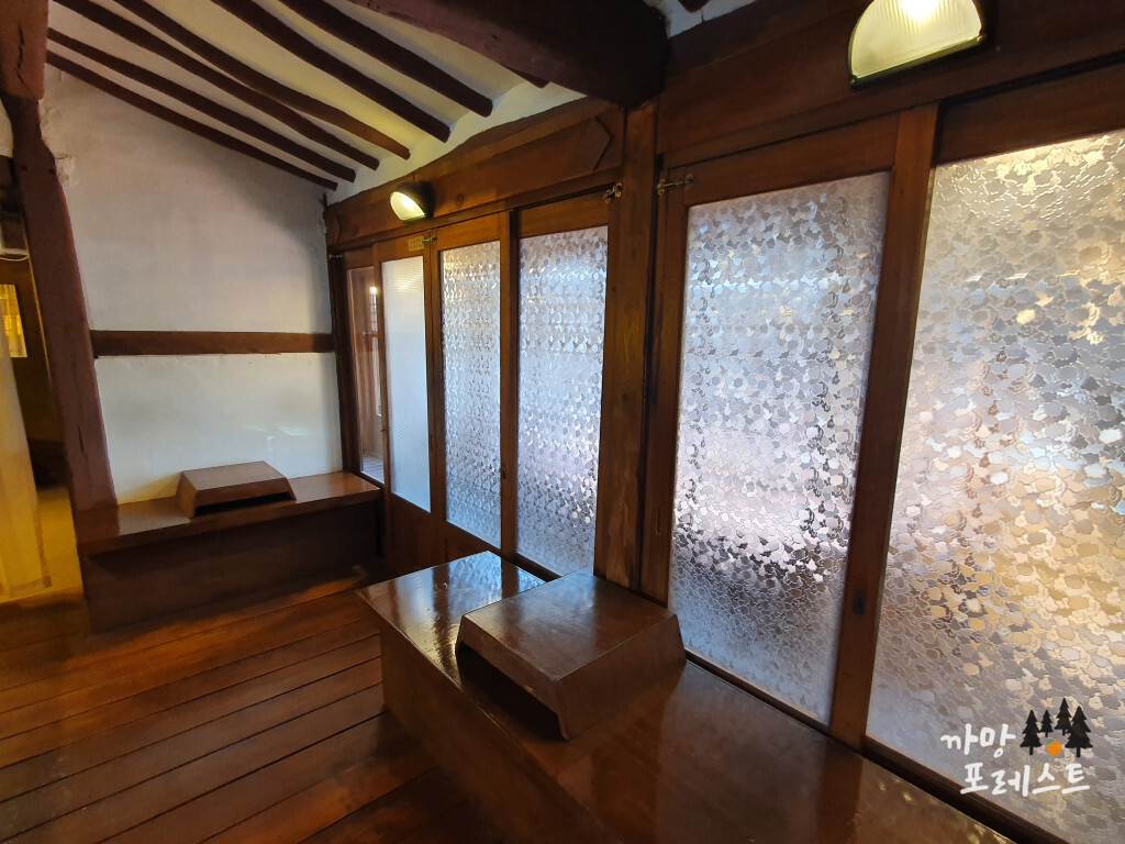 고매커피 매장 내부