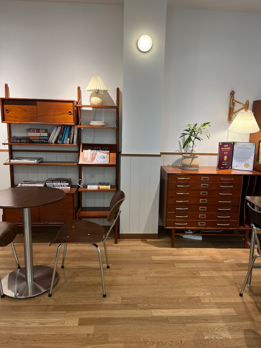 베이커리 카페 세컨드세컨드