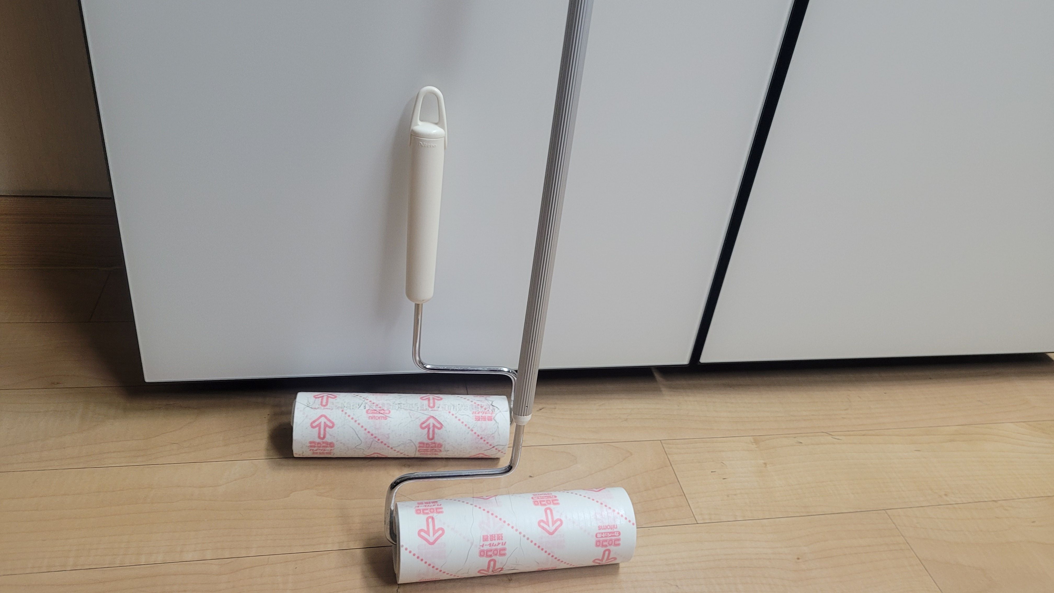 접착식 롤 클리너 두개