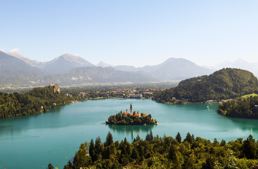 슬로베니아 ‘마리보르(Maribor)’ – 포도밭과 강변이 어우러진 조용한 예술 도시