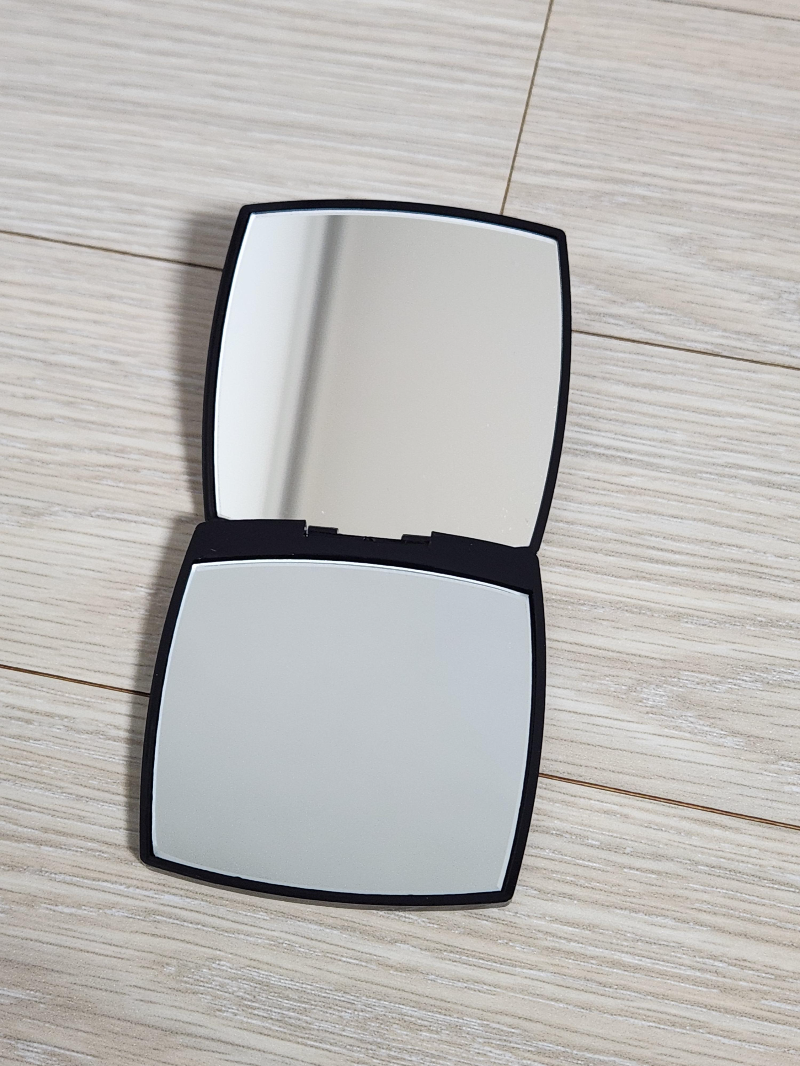 샤넬 거울 미르와르 두블르 화세뜨