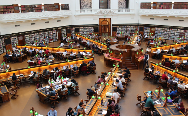 어떤 공간이 아이 학습에 더 도움이 될까? 에 대한 이미지를 표현한 사진