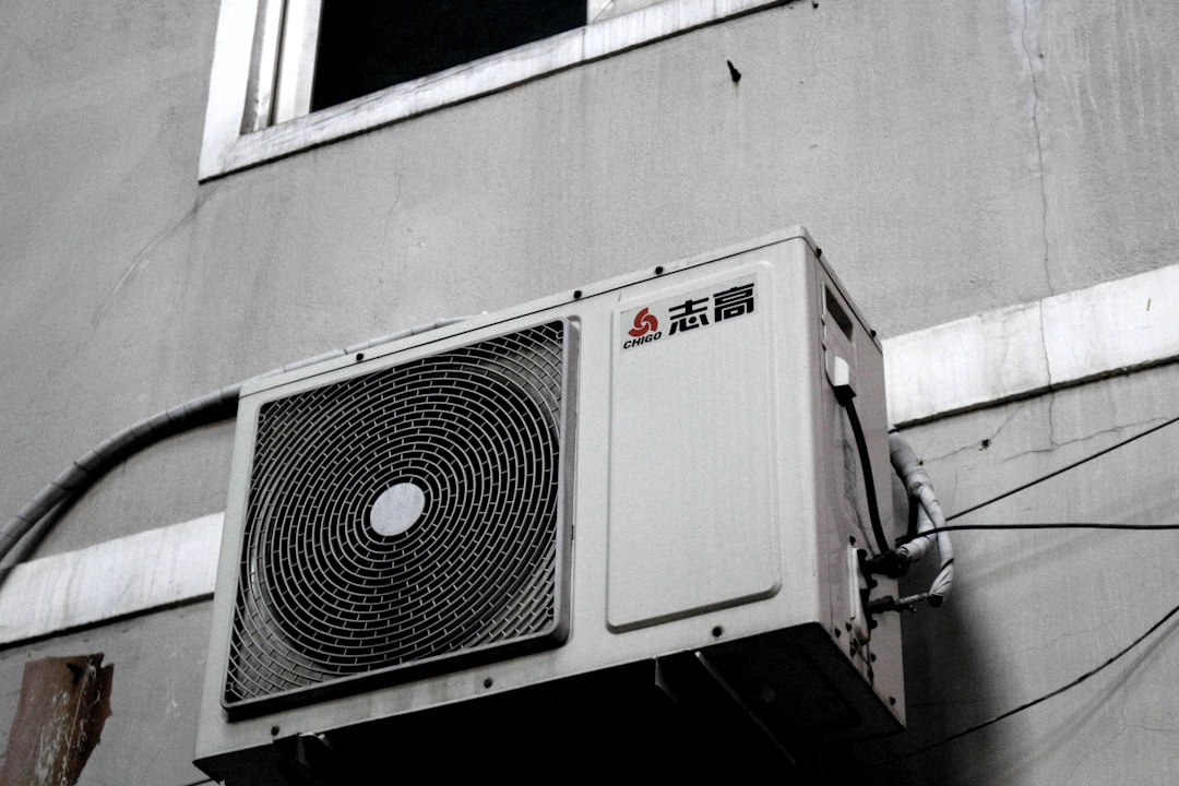 Air purifier.