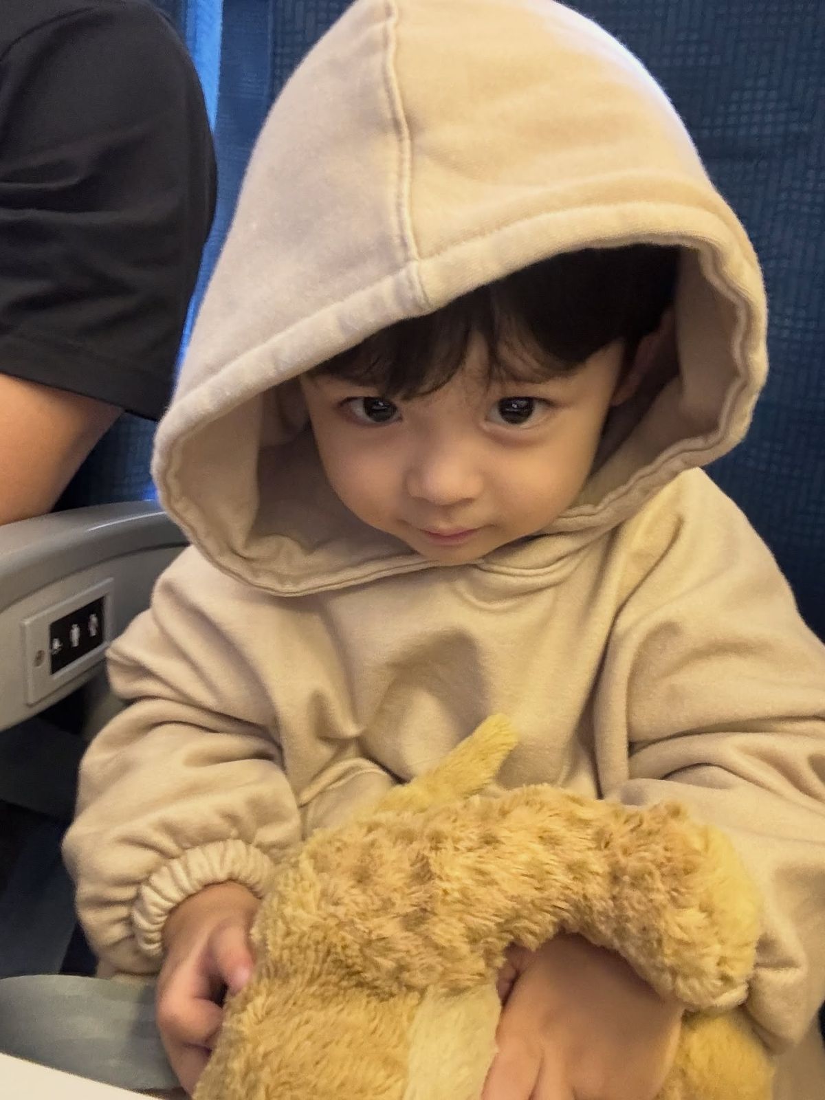 이진이 나이 부모님 엄마 아빠 아기 딸 수익 출생지 국적 프로필