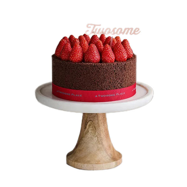 스트로베리 초콜릿 생크림 케이크