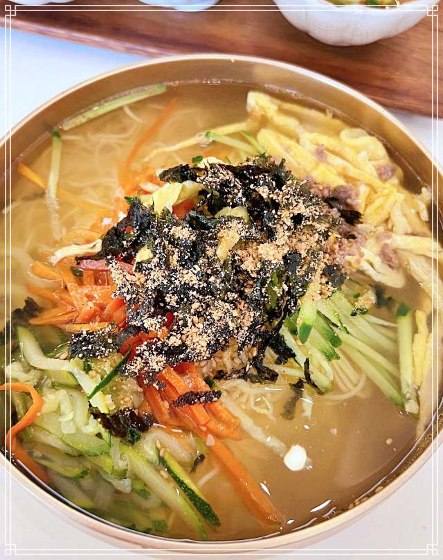 생방송투데이 화성 시청 남양 마음을 나누다, 23년 추억의 잔치국수 맛집