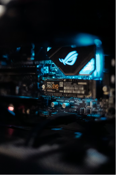 SK하이닉스의 HBM4 게임 체인저, 이종 집적화 칩렛, AI 반도체 열 관리