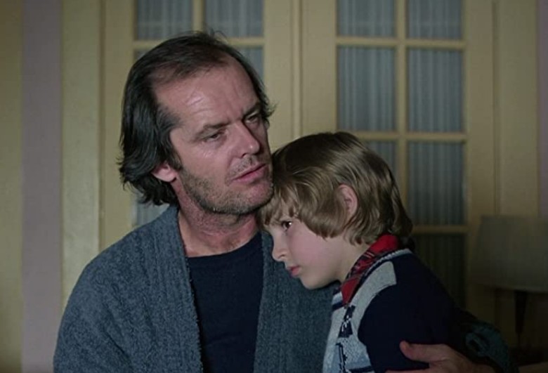 【볼만한 공포영화 추천】 샤이닝 다시보기 줄거리 결말 후기 리뷰 스포일러