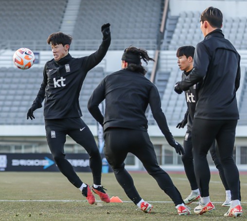 대한민국-중국-축구-중계