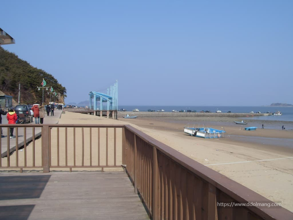 당진 장고항 바다와 갯벌 풍경, 왜목마을 인근 항구 산책로