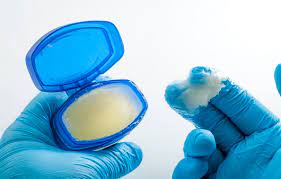 바셀린의 효과와 사용법