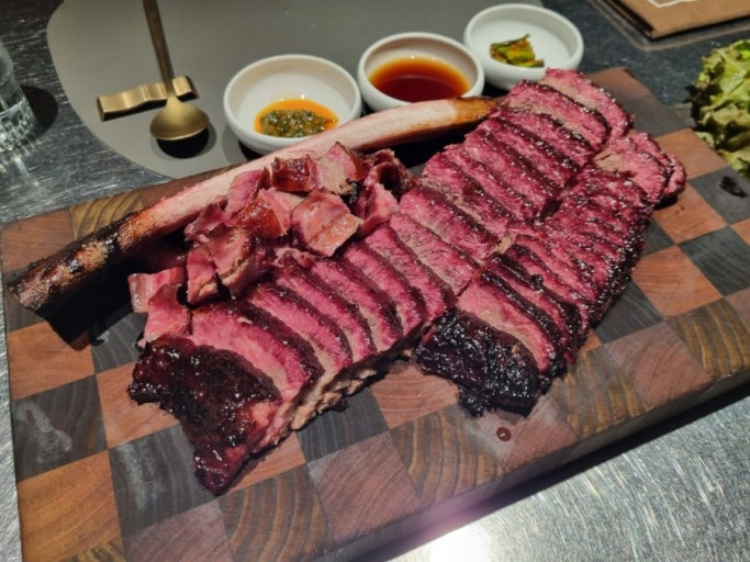 유용육바베큐연구소 예약 가격 흑백요리사2 바베큐연구소장 매장위치 스타벅스 샌드위치