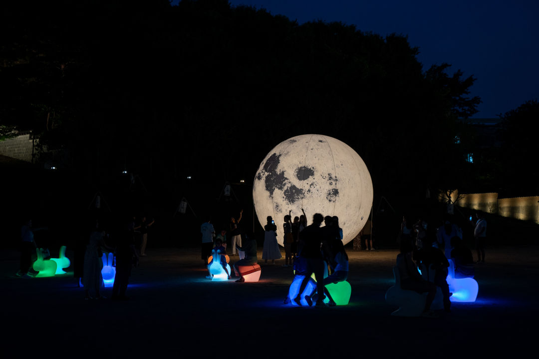 수원 화성행궁 보름달 포토존