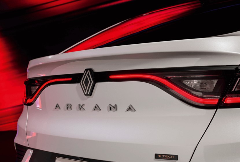 르노 아르카나 E-테크 하이브리드 제원 특징