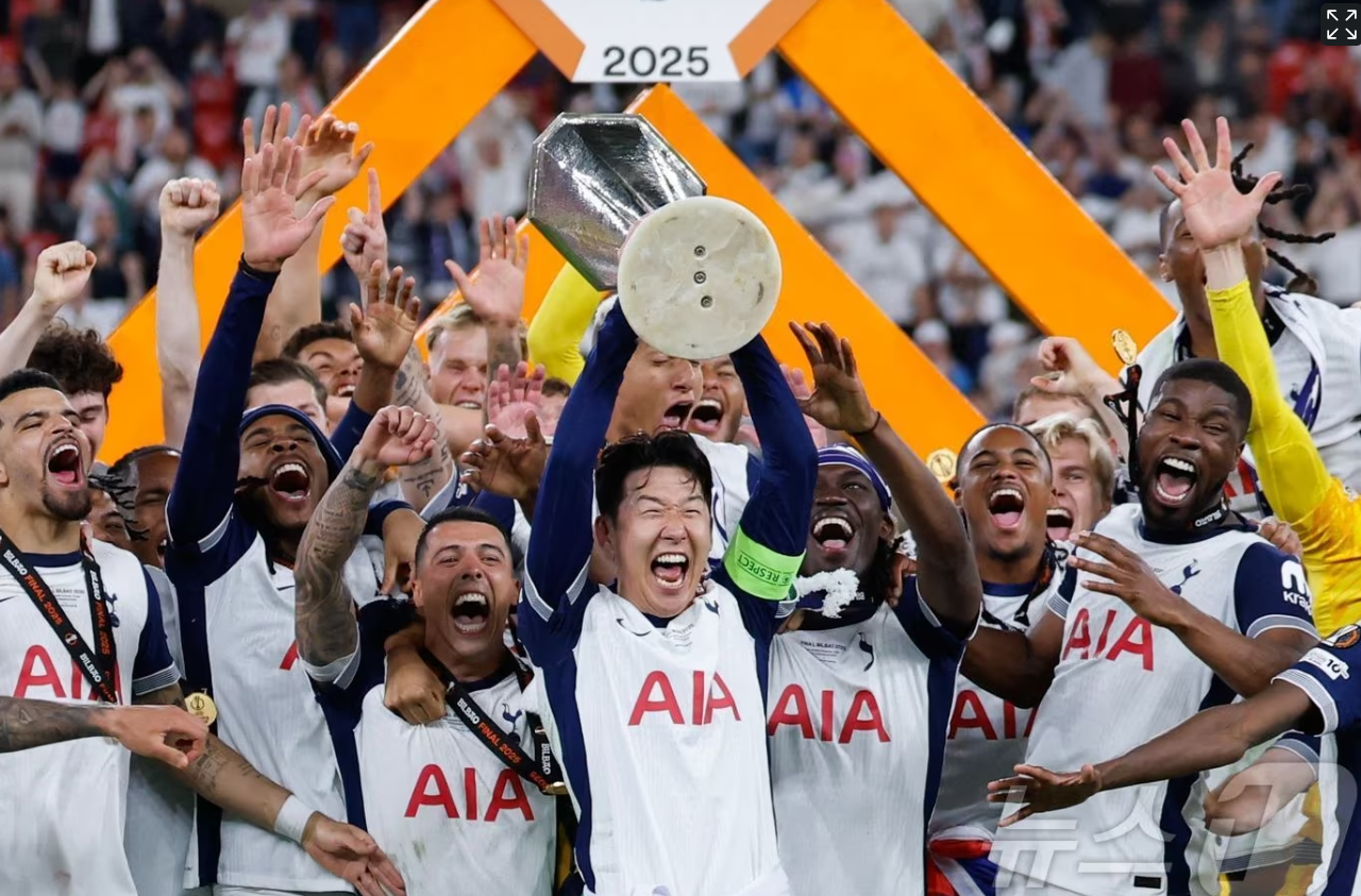 손흥민 4전5기 생애 첫 우승, 토트넘, 맨유 꺾고 유로파 정상