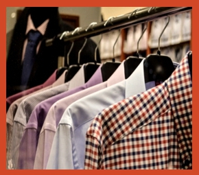 옷가게 셔츠 진열 모습