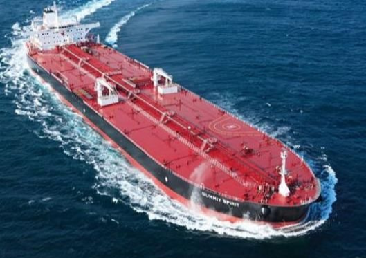 유조선 국내 입항: 호르무즈 해협 봉쇄 돌파오데사호 현대오일뱅크 대산항 입항 분석 및 국제 유가 전망